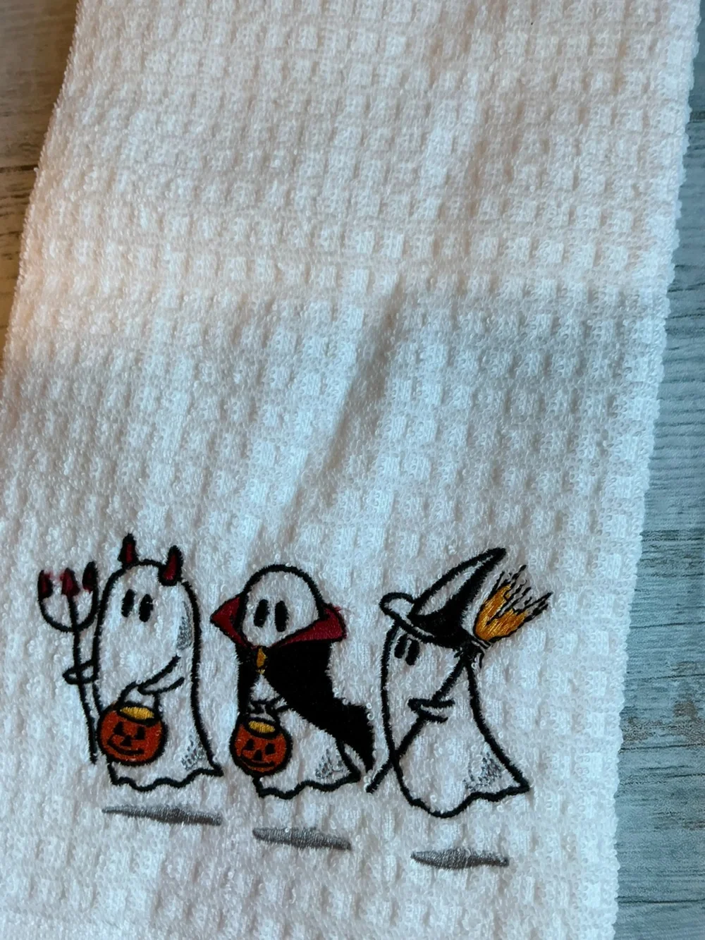 Isaac Mizrahi New York 2Pc Ghost Pals Embroidery Kitchen Towel-18×27.5